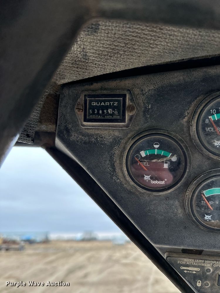 image for item LO9489 1997 Bobcat 763 skid steer loader