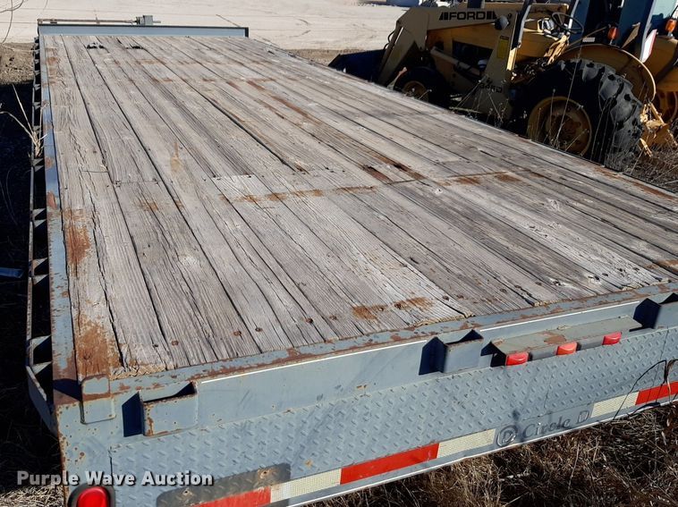 image for item LT9790 2007 Circle D equipment trailer