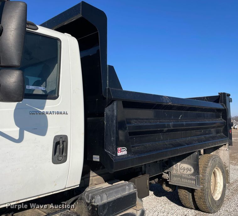 image for item LV9984 2007 International 4400 dump truck