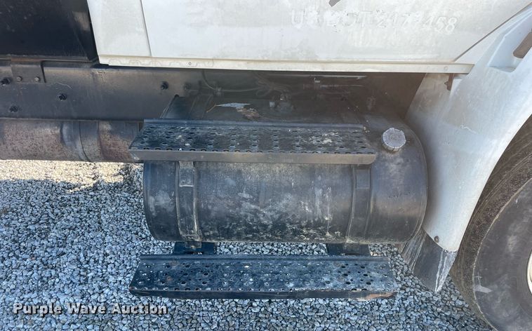 image for item LV9984 2007 International 4400 dump truck