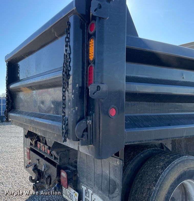 image for item LV9984 2007 International 4400 dump truck