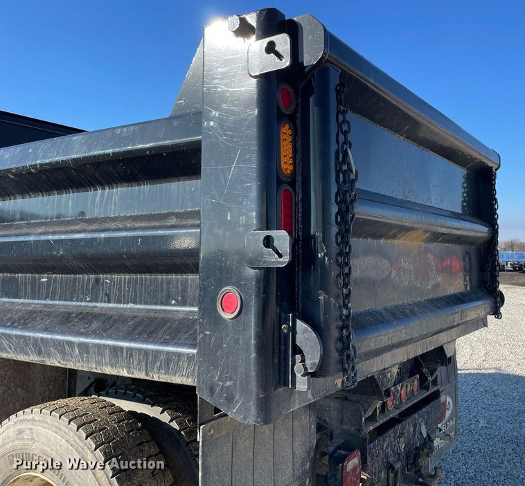image for item LV9984 2007 International 4400 dump truck
