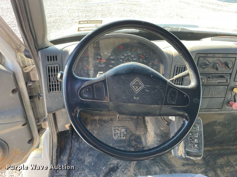 image for item LV9984 2007 International 4400 dump truck