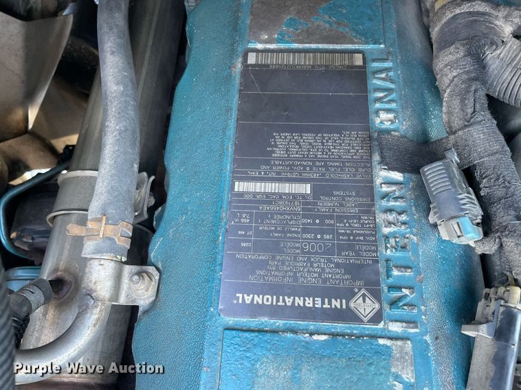 image for item LV9984 2007 International 4400 dump truck