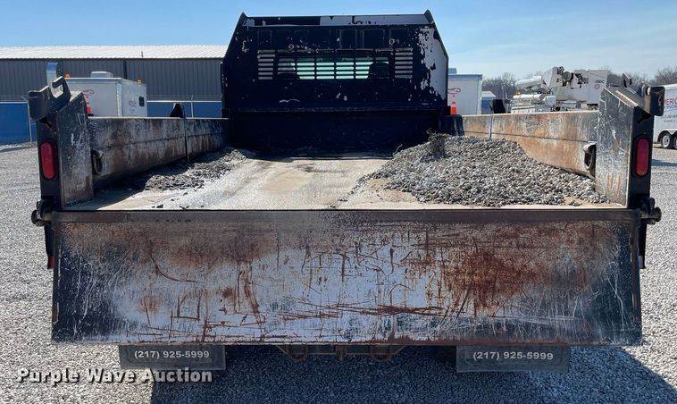 image for item LV9987 2004 International 4300 dump truck