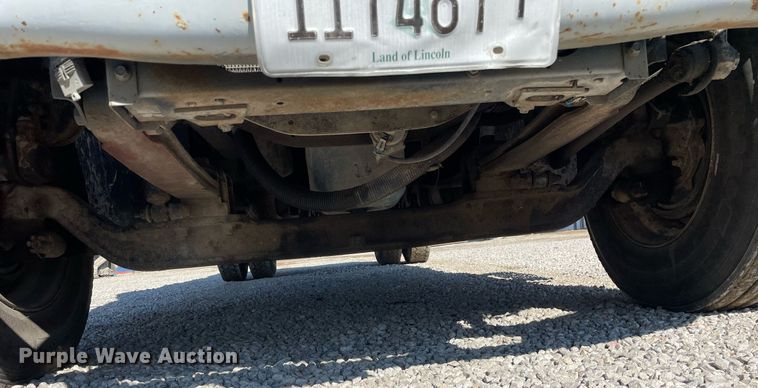 image for item LV9987 2004 International 4300 dump truck