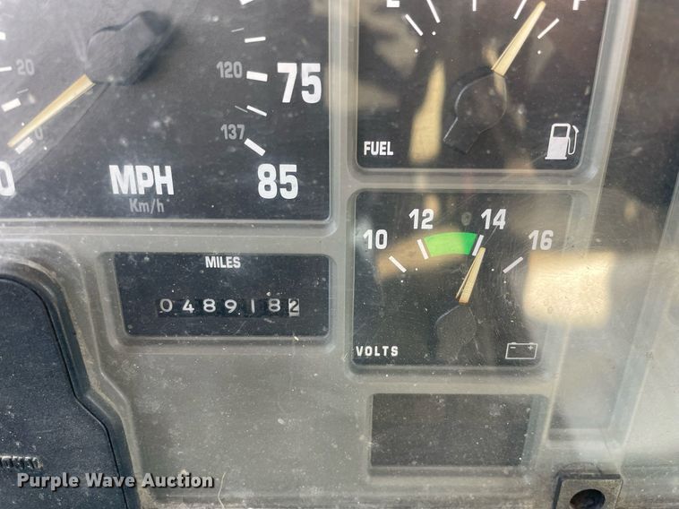 image for item LV9988 2000 International 2554 hydra vacuum truck