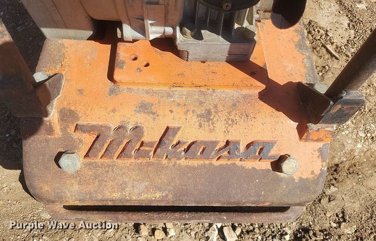 image for item MI9963 Mikasa MVH 304D compactor