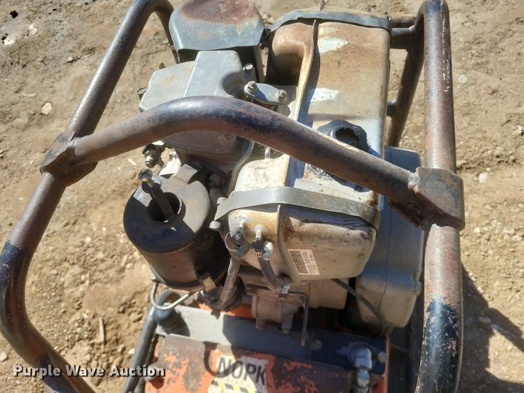 image for item MI9963 Mikasa MVH 304D compactor