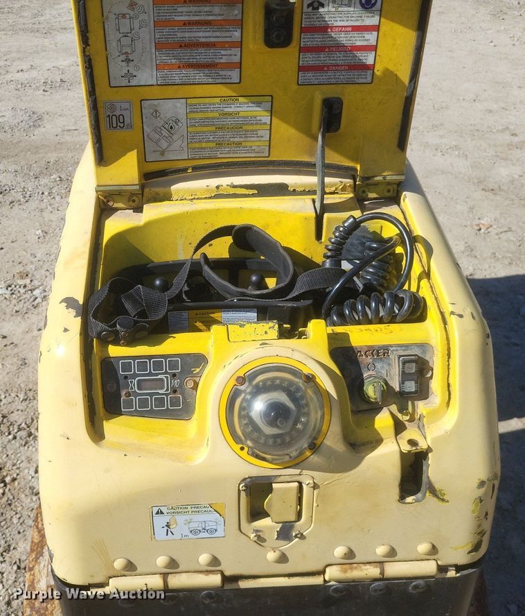 image for item MI9964 Wacker Neuson RT trench compactor