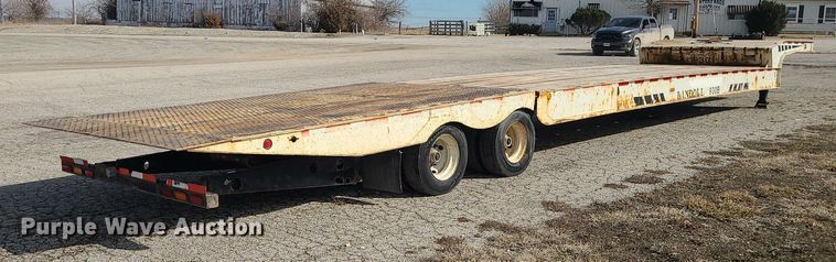 image for item MQ9610 2006 Landoll 930B drop deck equipment trailer
