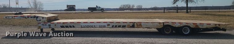 image for item MQ9610 2006 Landoll 930B drop deck equipment trailer