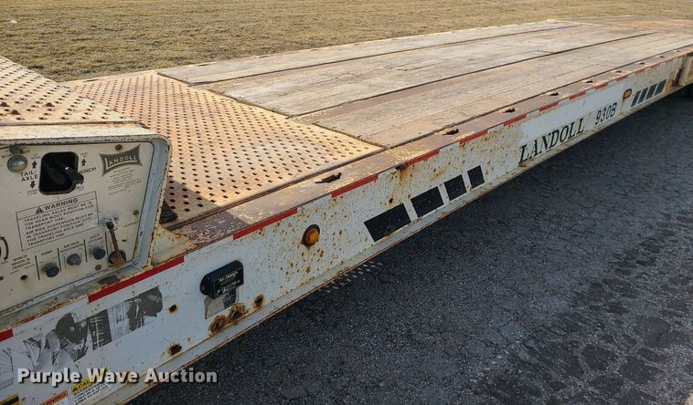 image for item MQ9610 2006 Landoll 930B drop deck equipment trailer