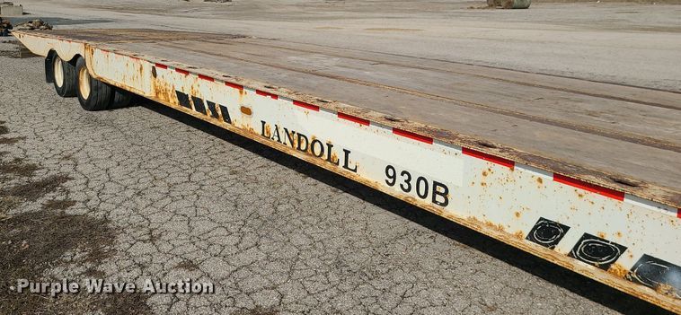 image for item MQ9610 2006 Landoll 930B drop deck equipment trailer