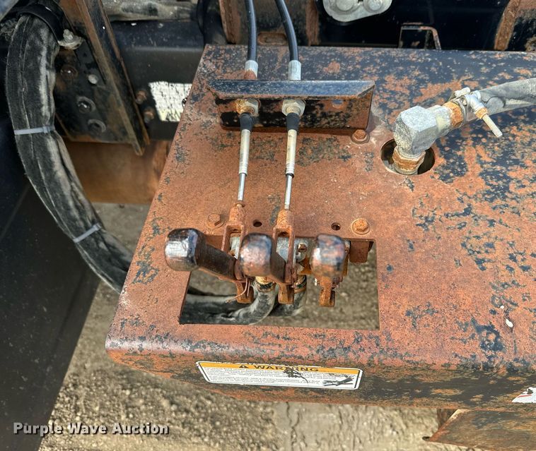 image for item NF9322 1997 GMC C6500 hook lift truck