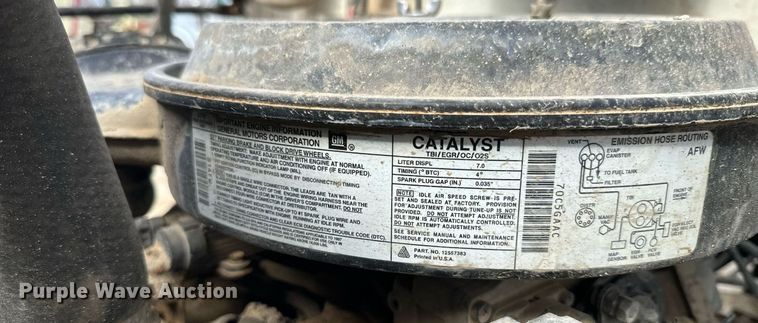 image for item NF9322 1997 GMC C6500 hook lift truck