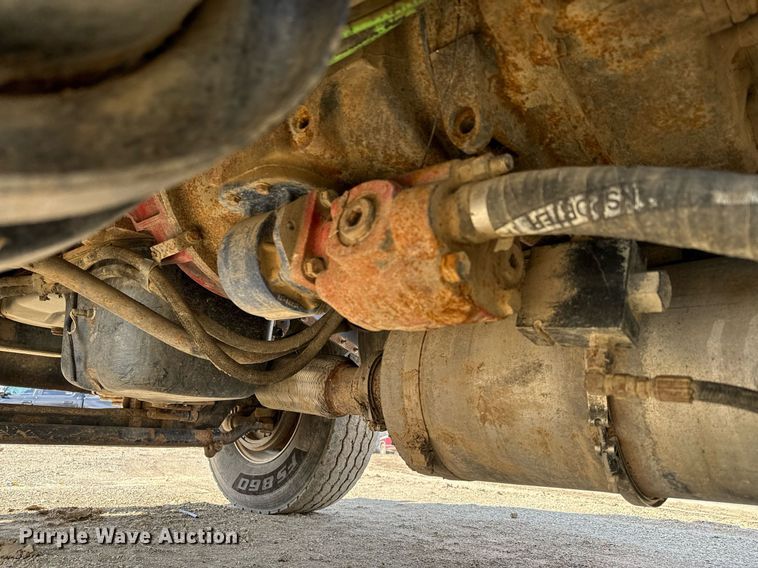 image for item NF9323 2011 International  Paystar roll-off container truck