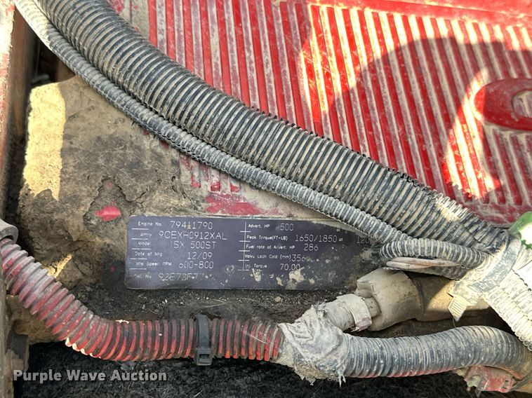 image for item NF9323 2011 International  Paystar roll-off container truck