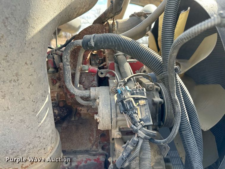 image for item NF9323 2011 International  Paystar roll-off container truck