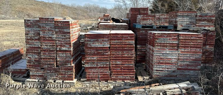 image for item NF9325 Symons concrete wall forms