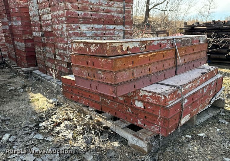 image for item NF9325 Symons concrete wall forms