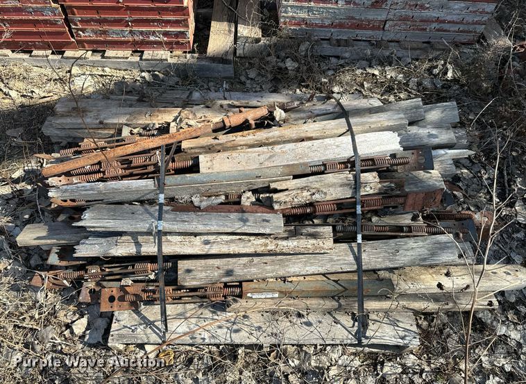 image for item NF9325 Symons concrete wall forms