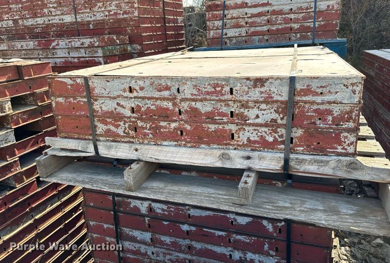 image for item NF9325 Symons concrete wall forms