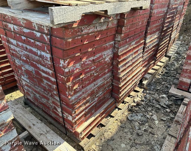 image for item NF9325 Symons concrete wall forms