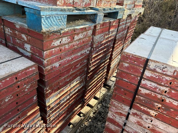 image for item NF9325 Symons concrete wall forms