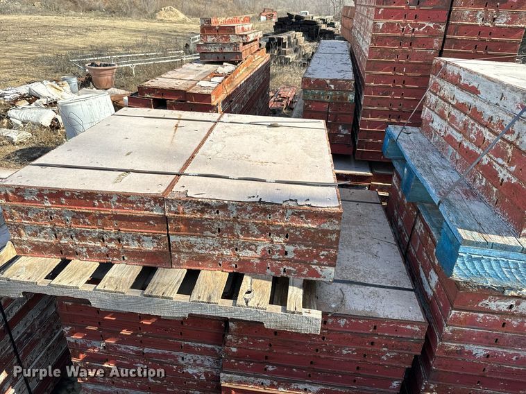 image for item NF9325 Symons concrete wall forms