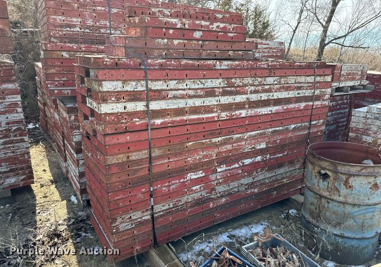 image for item NF9325 Symons concrete wall forms