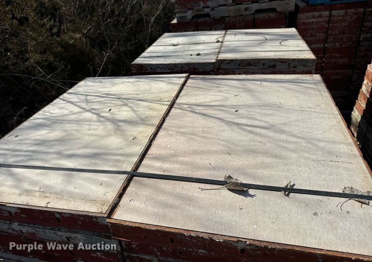 image for item NF9325 Symons concrete wall forms