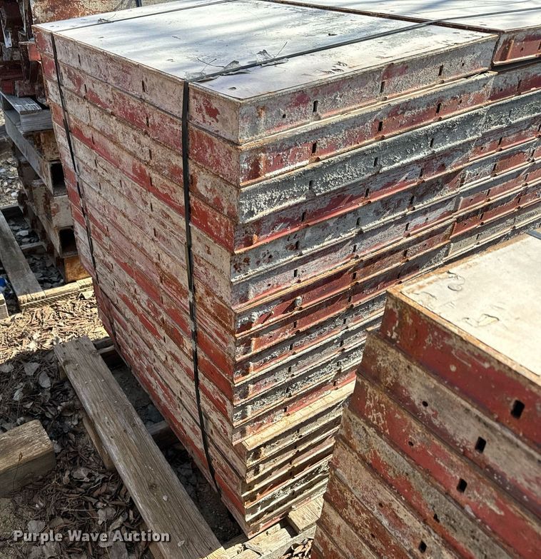 image for item NF9325 Symons concrete wall forms