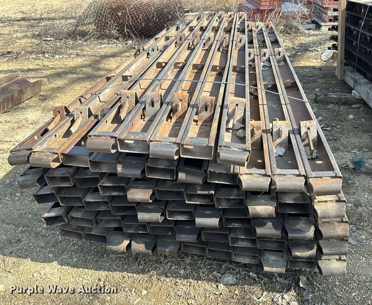 image for item NF9327 Steel concrete forms