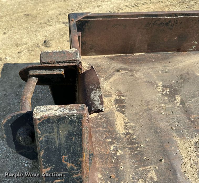 image for item NF9330 Hook lift dump bed