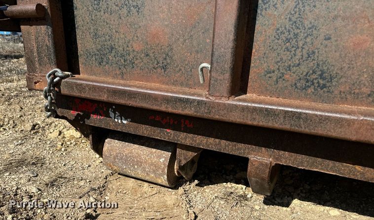 image for item NF9330 Hook lift dump bed