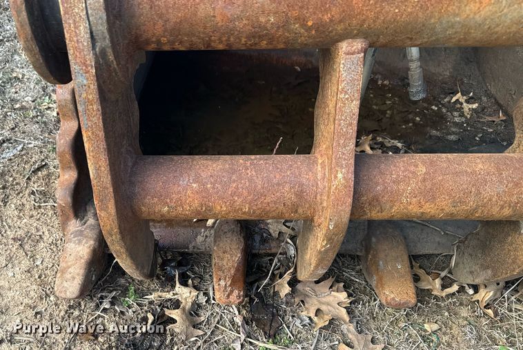 image for item NF9331 Rockland  Krypto Klaw excavator grapple bucket