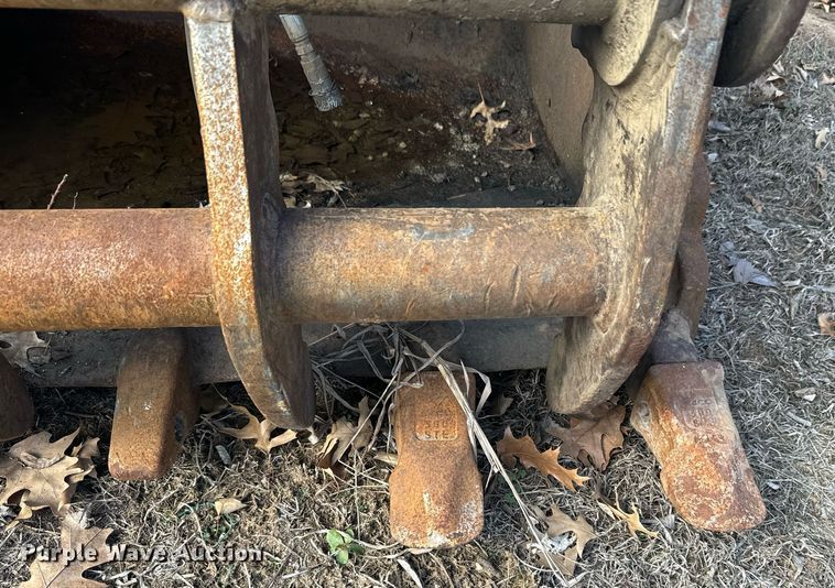 image for item NF9331 Rockland  Krypto Klaw excavator grapple bucket