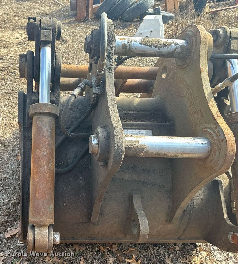 image for item NF9331 Rockland  Krypto Klaw excavator grapple bucket