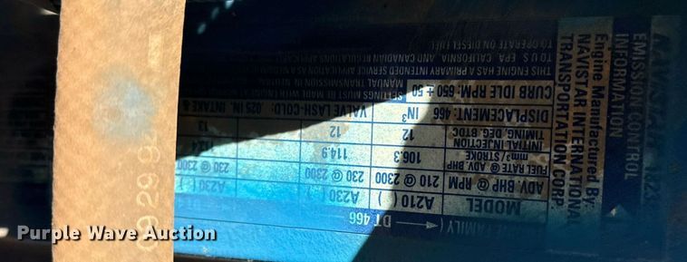 image for item NI9751 1995 International 4900 digger derrick truck