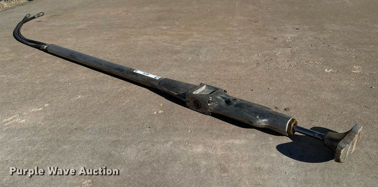 image for item NI9752 Greenlee Fairmont H4802 hydraulic pole tamper