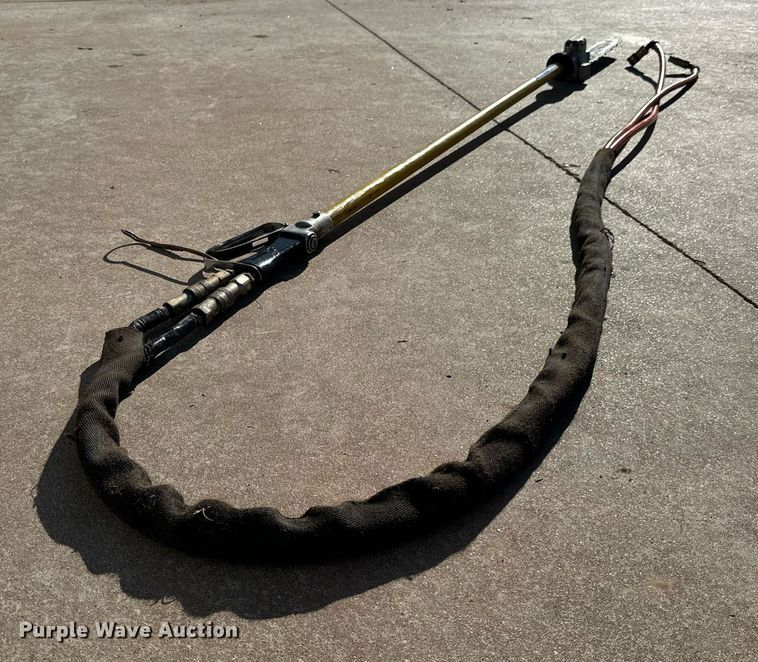 image for item NI9753 Greenlee Fairmont hydraulic pole saw