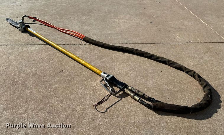 image for item NI9753 Greenlee Fairmont hydraulic pole saw