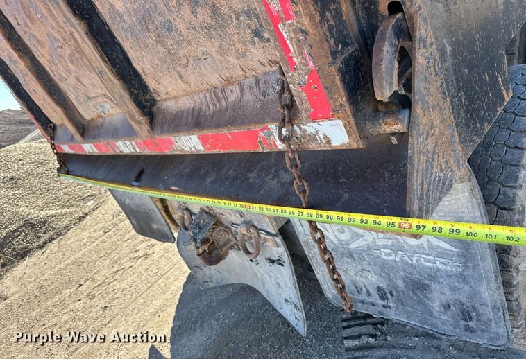 image for item NJ9296 1999 Freightliner Century Class dump truck