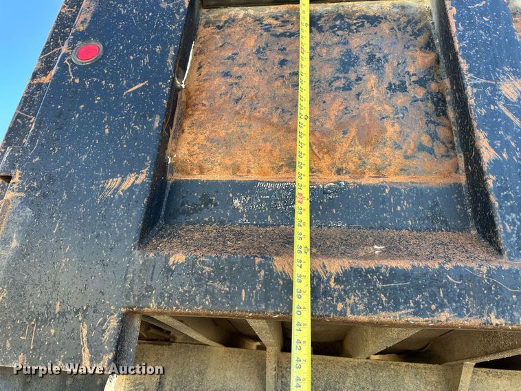 image for item NJ9296 1999 Freightliner Century Class dump truck