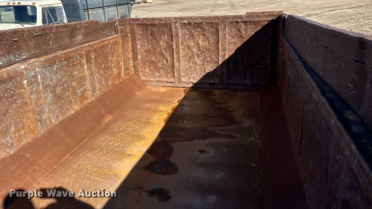 image for item NJ9296 1999 Freightliner Century Class dump truck