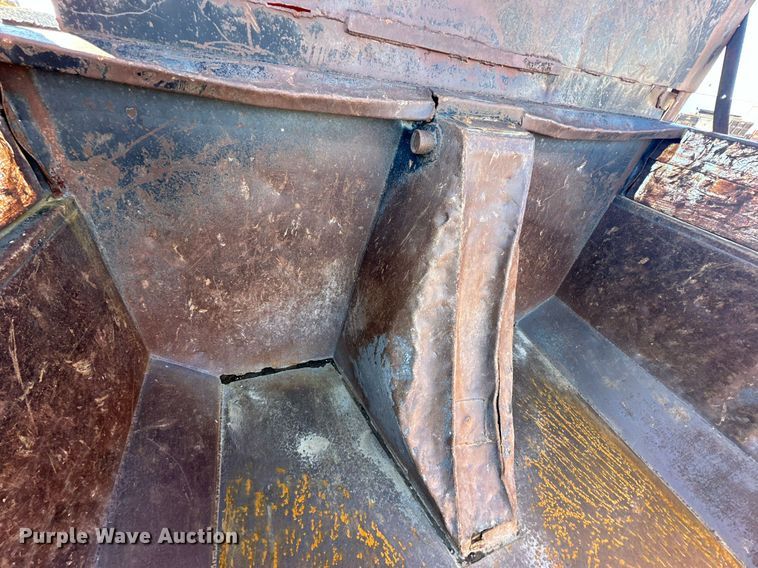 image for item NJ9296 1999 Freightliner Century Class dump truck