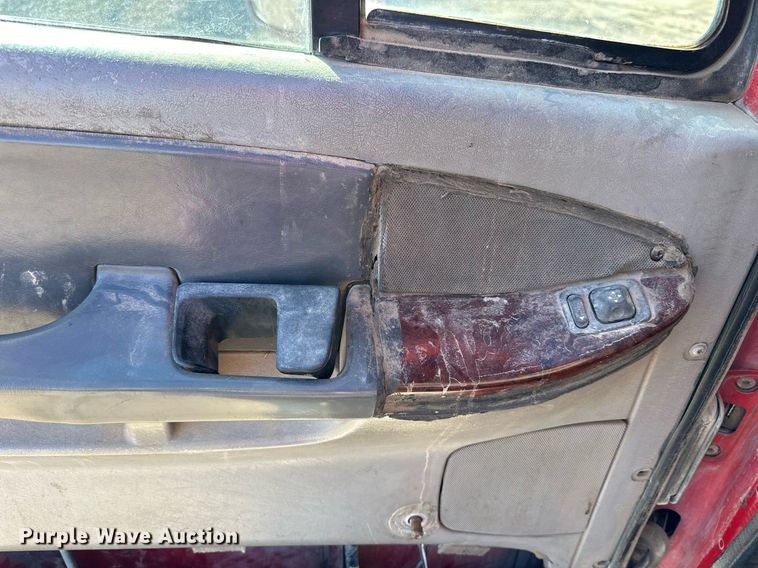 image for item NJ9296 1999 Freightliner Century Class dump truck