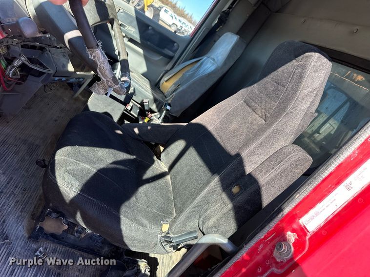 image for item NJ9296 1999 Freightliner Century Class dump truck