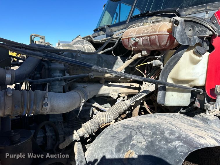 image for item NJ9296 1999 Freightliner Century Class dump truck